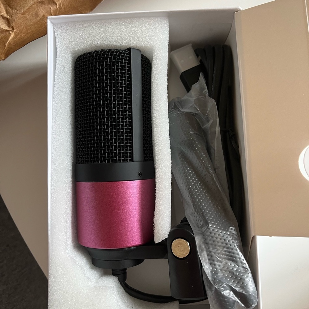 Fifine USB podcast microphone